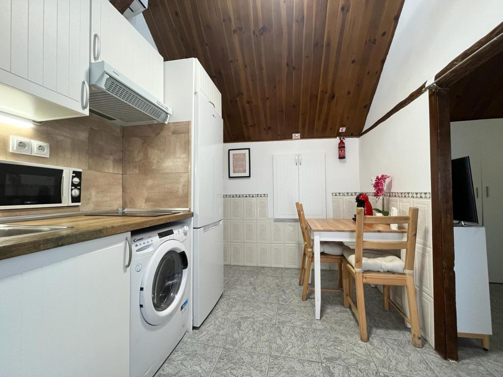 Free Parking, 40 Meters From The Beach, Wi-Fi, Ac Estepona Exterior foto